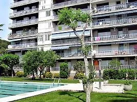 아파트 Edificio Blanqueries By Interhome