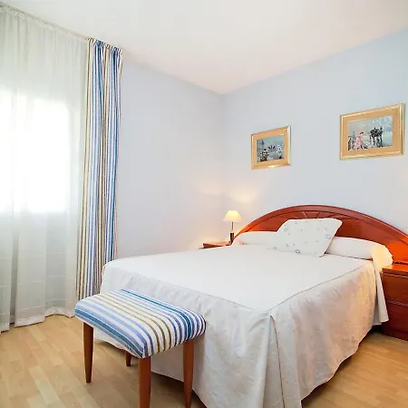 Edificio Blanqueries By Interhome קאללה